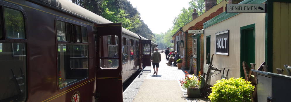 Stoomtrein van de North Norfolk Railway in Holt, Engeland