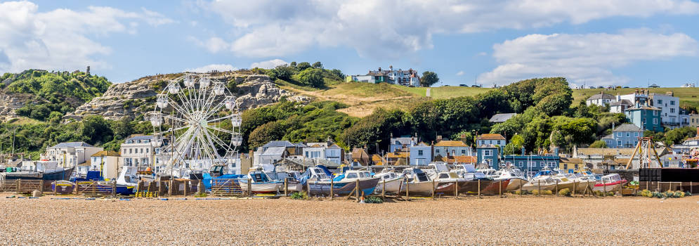 Het strand van Hastings in East Sussex
