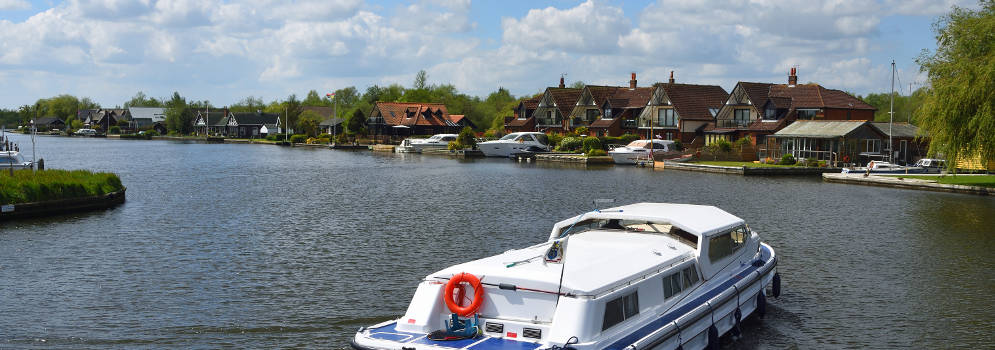 het dorpje Horning in het Broads National Park, Engeland