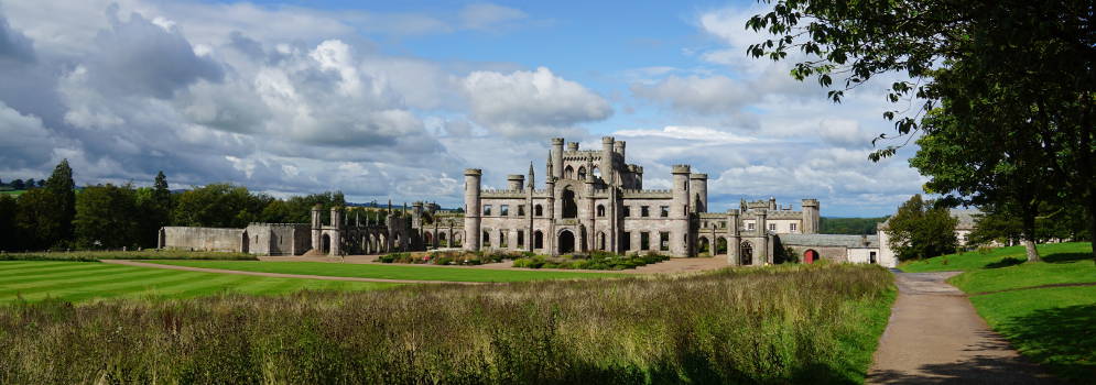 Lowther Castle in het Lake District, Engeland